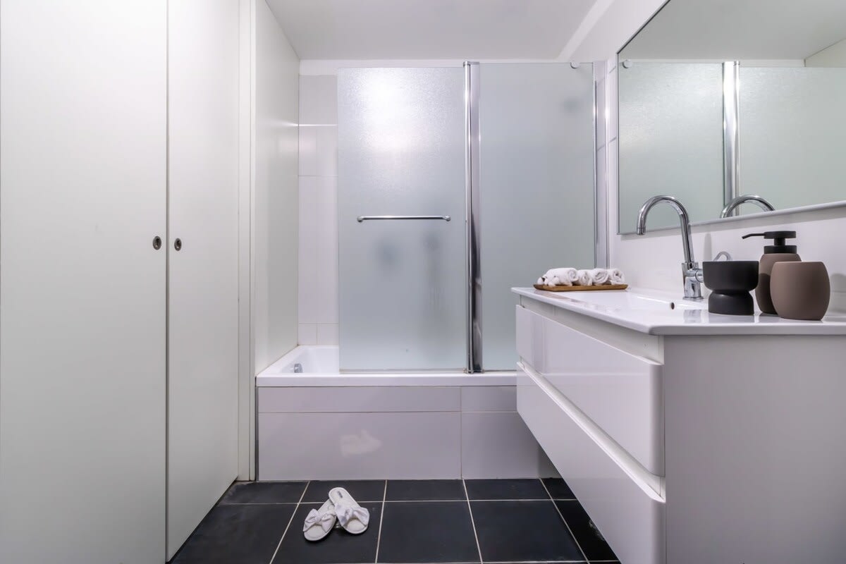 Boutique Haneviim 1 bedroom photo 28