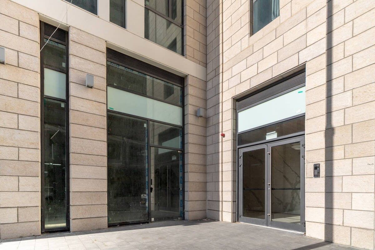 Modern 1BR Apartment in Jerusalem City Center by Hadavidka Square photo 6