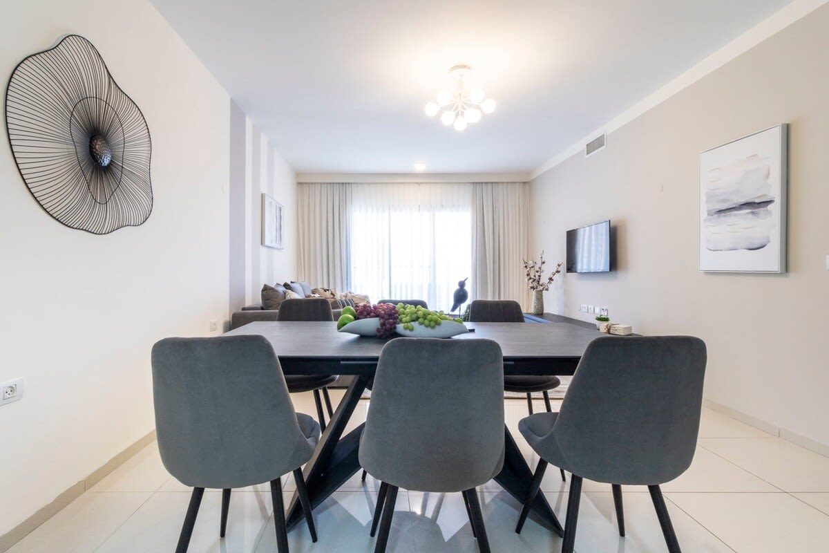 Spectacular 2BR Parking/Terrace In City Center photo 9