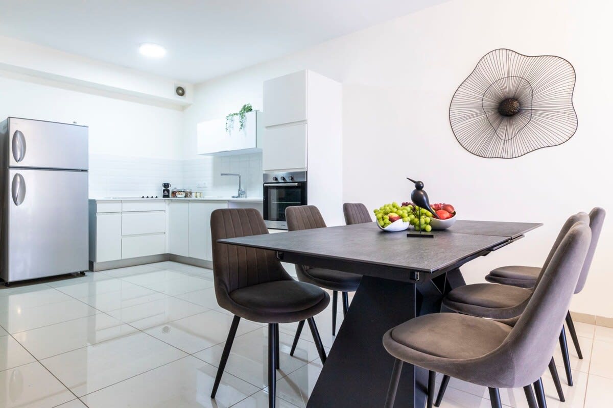 Spectacular 2BR Parking/Terrace In City Center photo 10