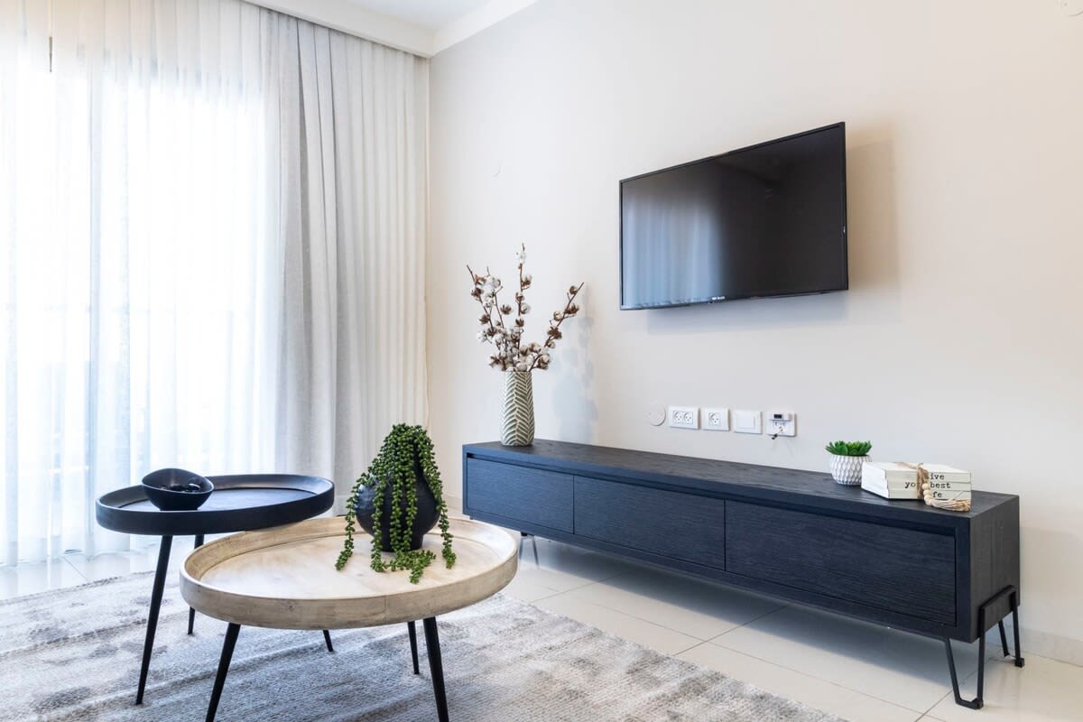 Spectacular 2BR Parking/Terrace In City Center photo 5
