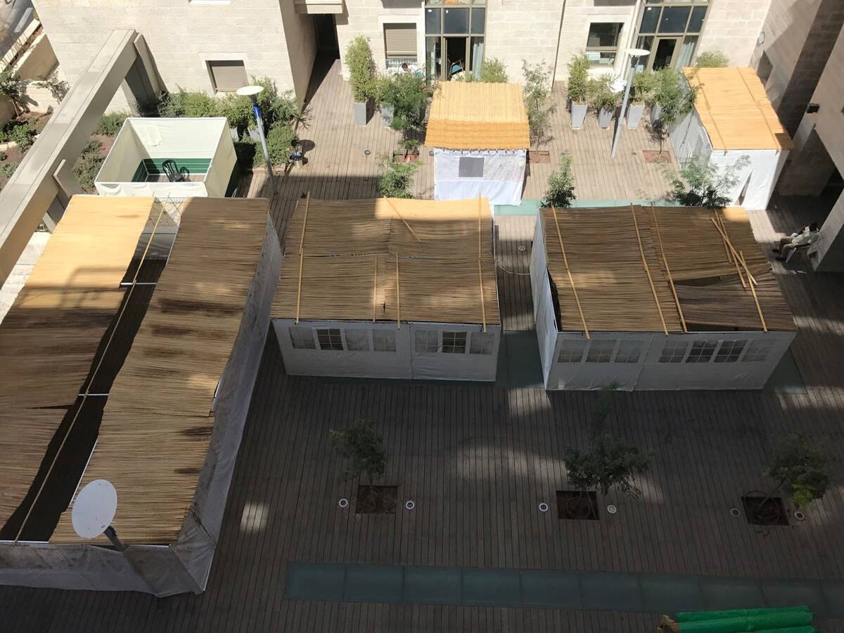 Spectacular 2BR Parking/Terrace In City Center photo 44