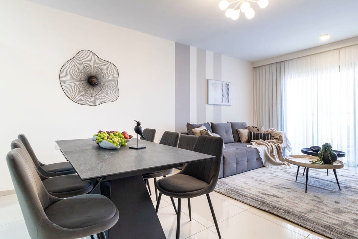 Spectacular 2BR Parking/Terrace In City Center photo 7