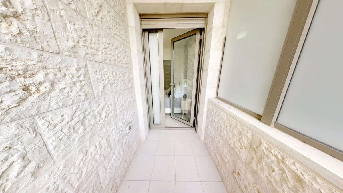 Spectacular 2BR Parking/Terrace In City Center photo 48