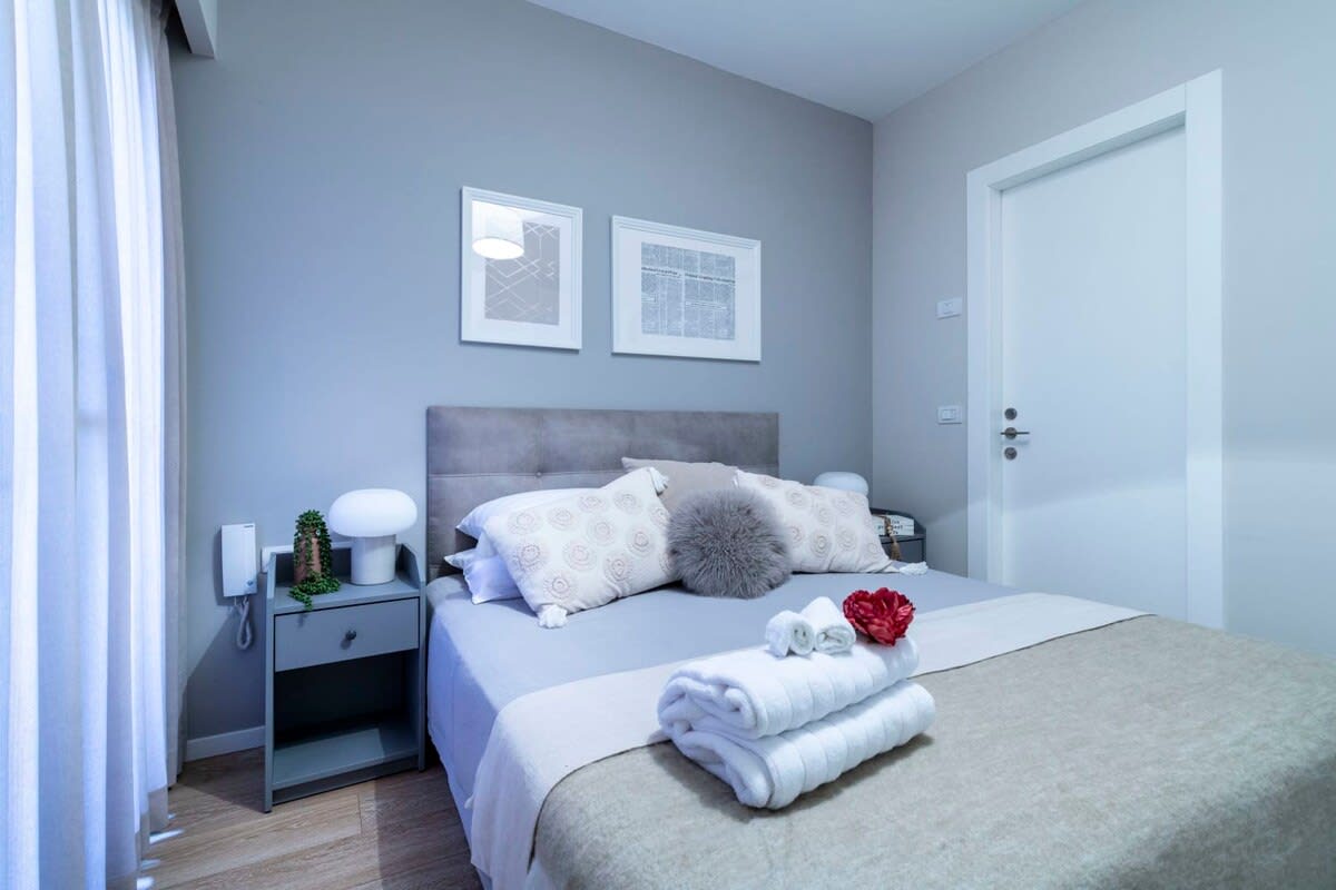 Spectacular 2BR Parking/Terrace In City Center photo 31