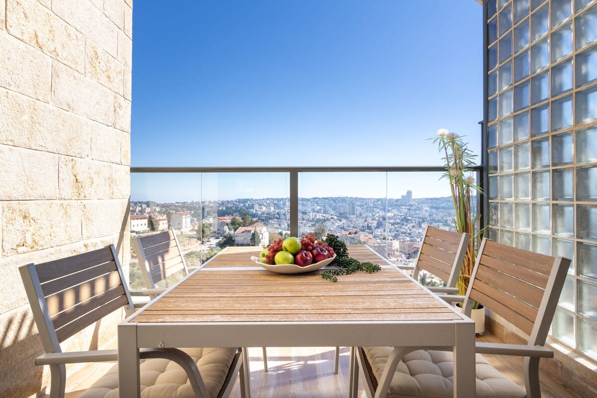 Modern 4BR Panoramic View Terraces in Jerusalem photo 17