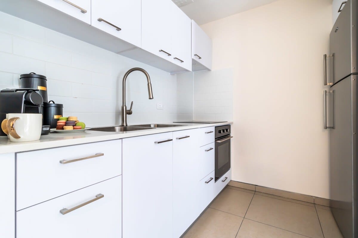 Fantastic 1BR Apartment with Parking in the city center photo 15