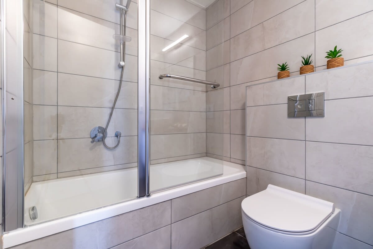 The Perfect 2 BR in Savyon View photo 40