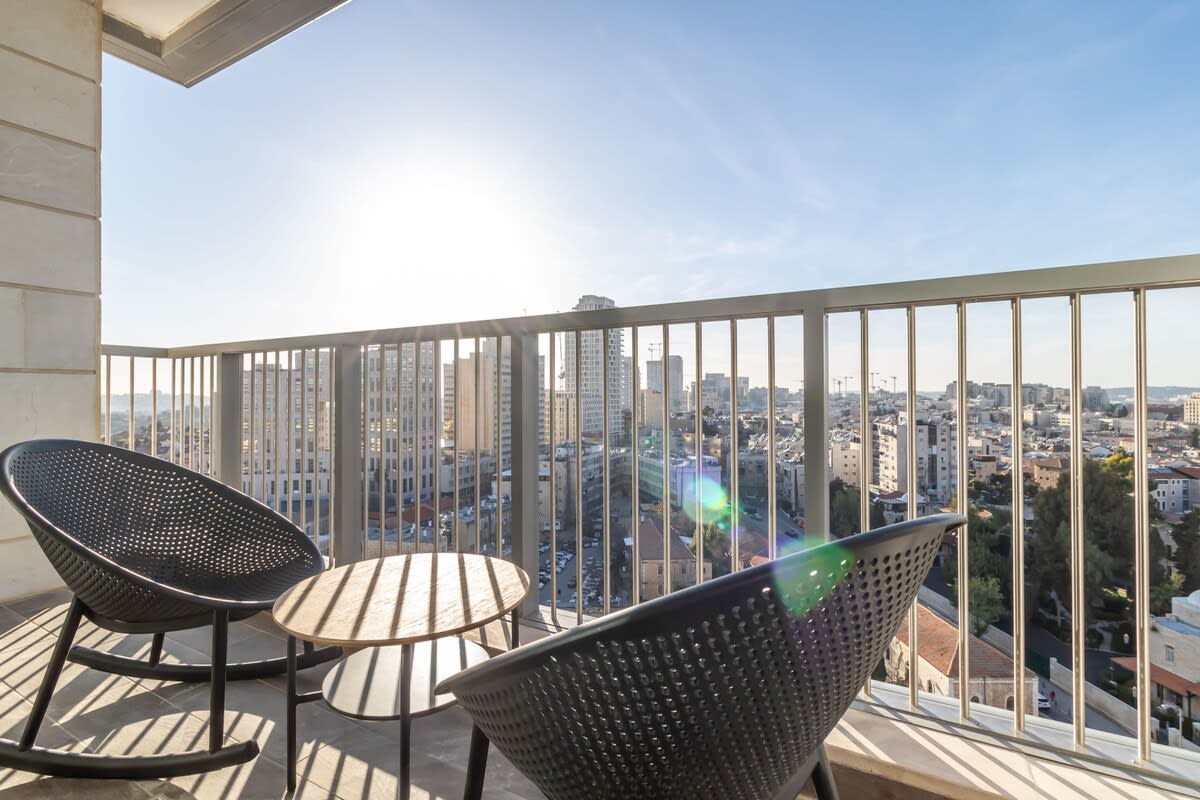 The Perfect 2 BR in Savyon View photo 8