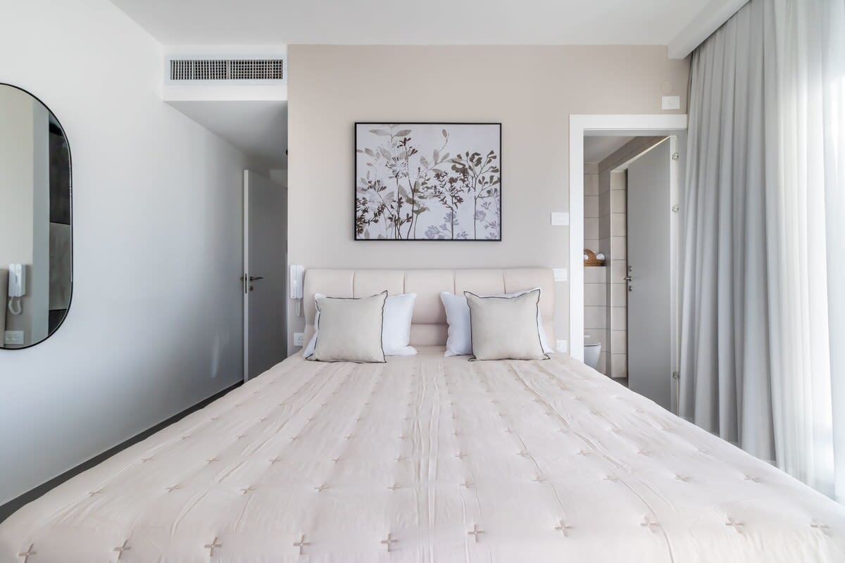 The Perfect 2 BR in Savyon View photo 22