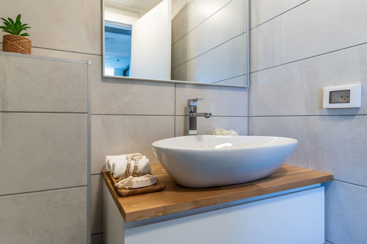 The Perfect 2 BR in Savyon View photo 42