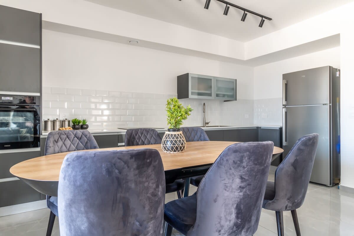 The Perfect 2 BR in Savyon View photo 18