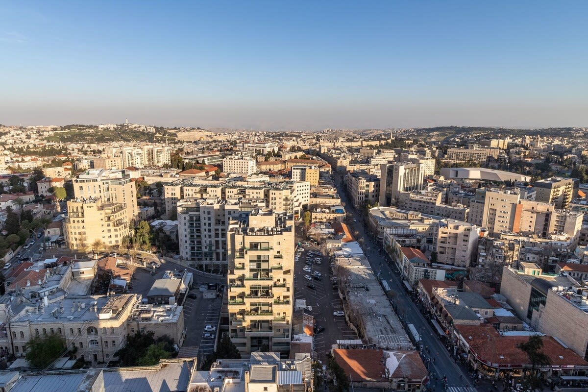 Jerusalem 1BDR: Old City Views photo 18