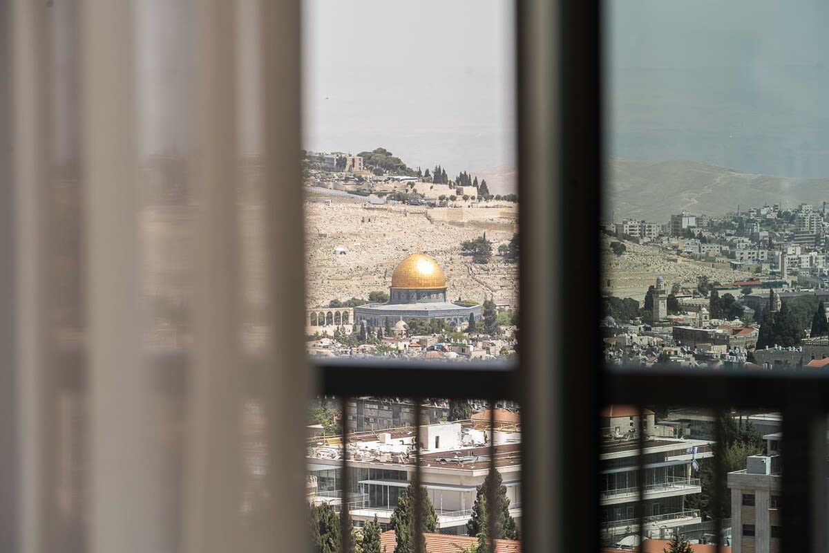 1BDR Savyon View. Breathtaking Old City Views photo 21