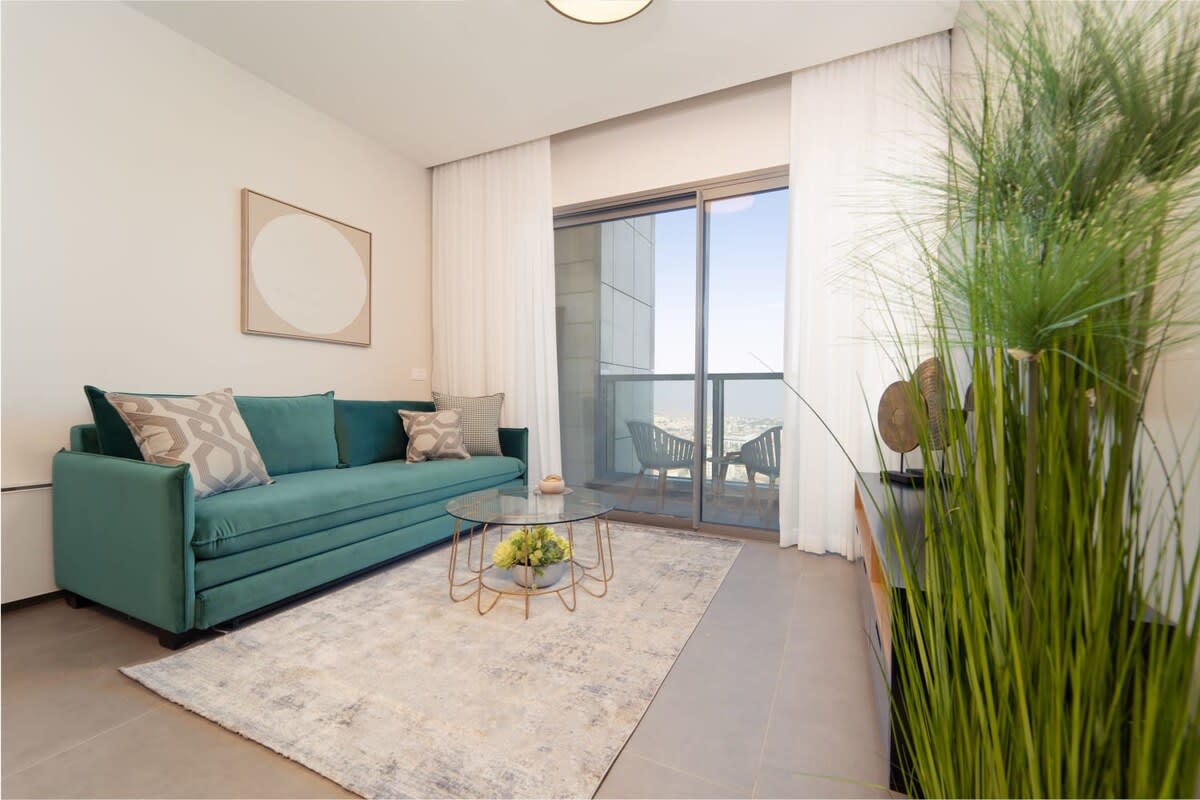 Exquisite 1Bdr Residence with Magical Vistas of the Old City photo 7