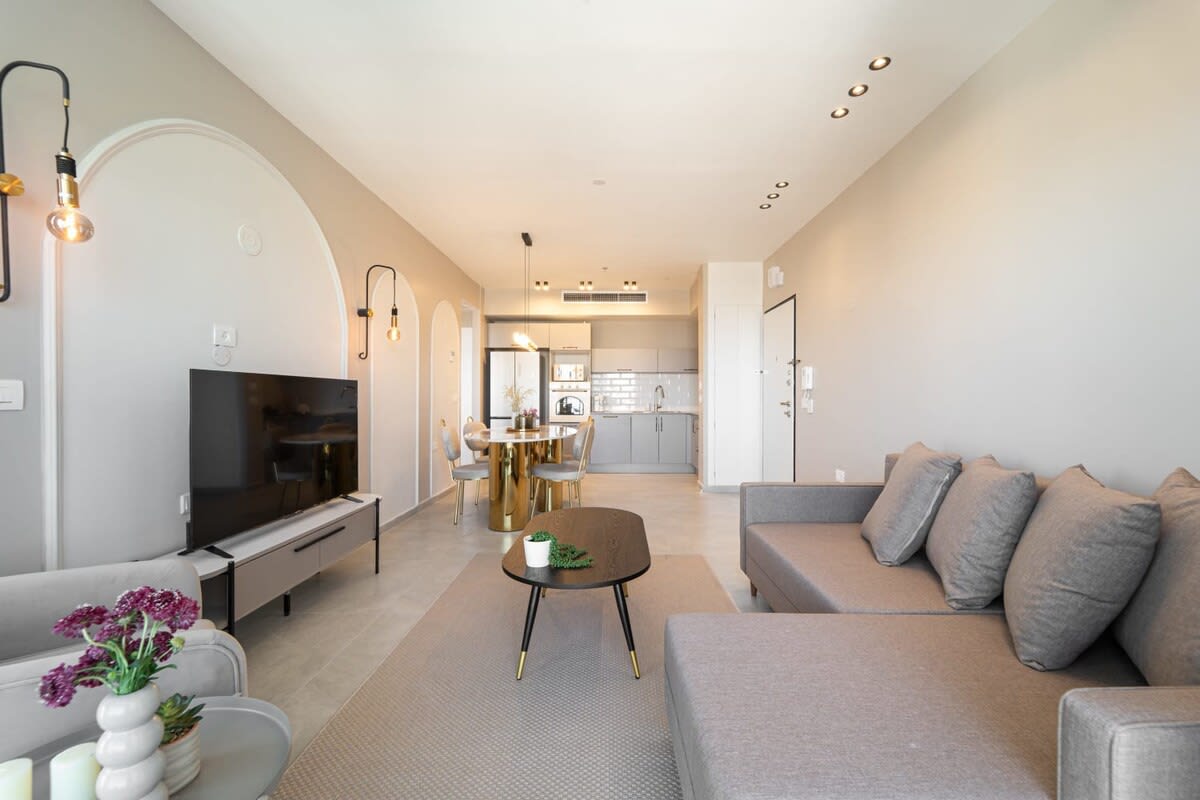 Bright & Modern 1BR in the Heart of Jerusalem – Steps from Everything photo 17