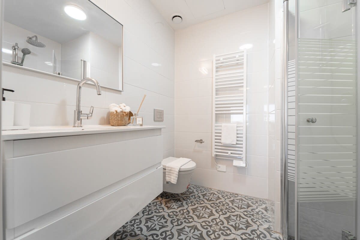 Enchanting 2 Bedroom In Best Location/Parking photo 14