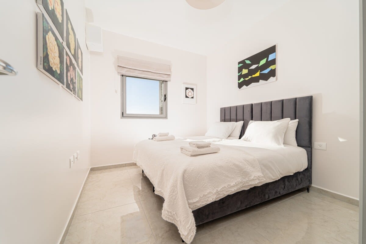 Enchanting 2 Bedroom In Best Location/Parking photo 12