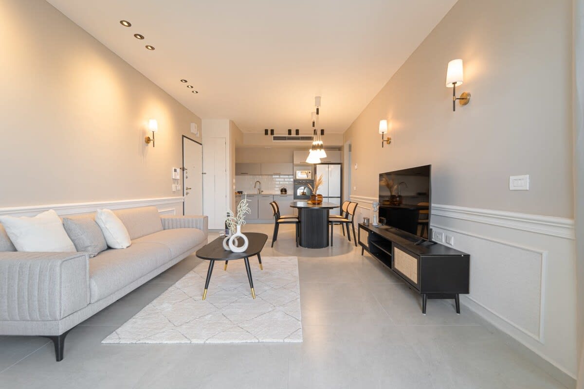 Charming 1Bdr Gem with Astonishing Views Overlooking the City photo 13