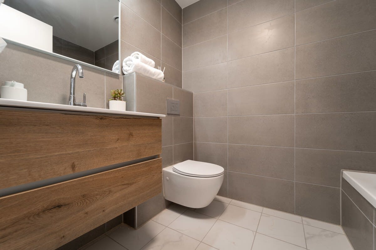 Charming 1Bdr Gem with Astonishing Views Overlooking the City photo 9