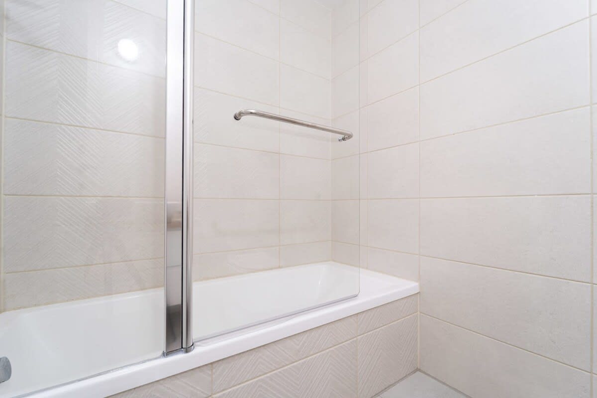 Captivating 2Bdr Getaway with Unparalleled Views of the Old City photo 36