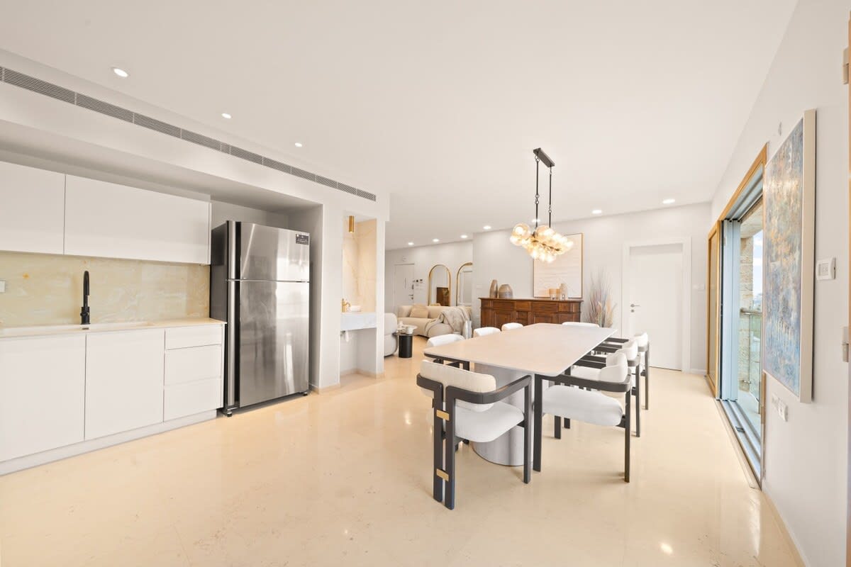 King David Residence Luxury 3 Bedroom, Unit 314 – Pool, Gym & Parking, Mamilla Jerusalem photo 12