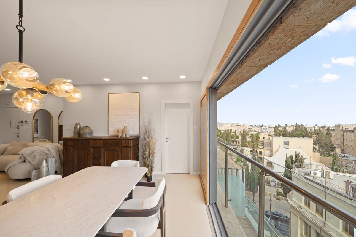 King David Residence Luxury 3 Bedroom, Unit 314 – Pool, Gym & Parking, Mamilla Jerusalem photo 18