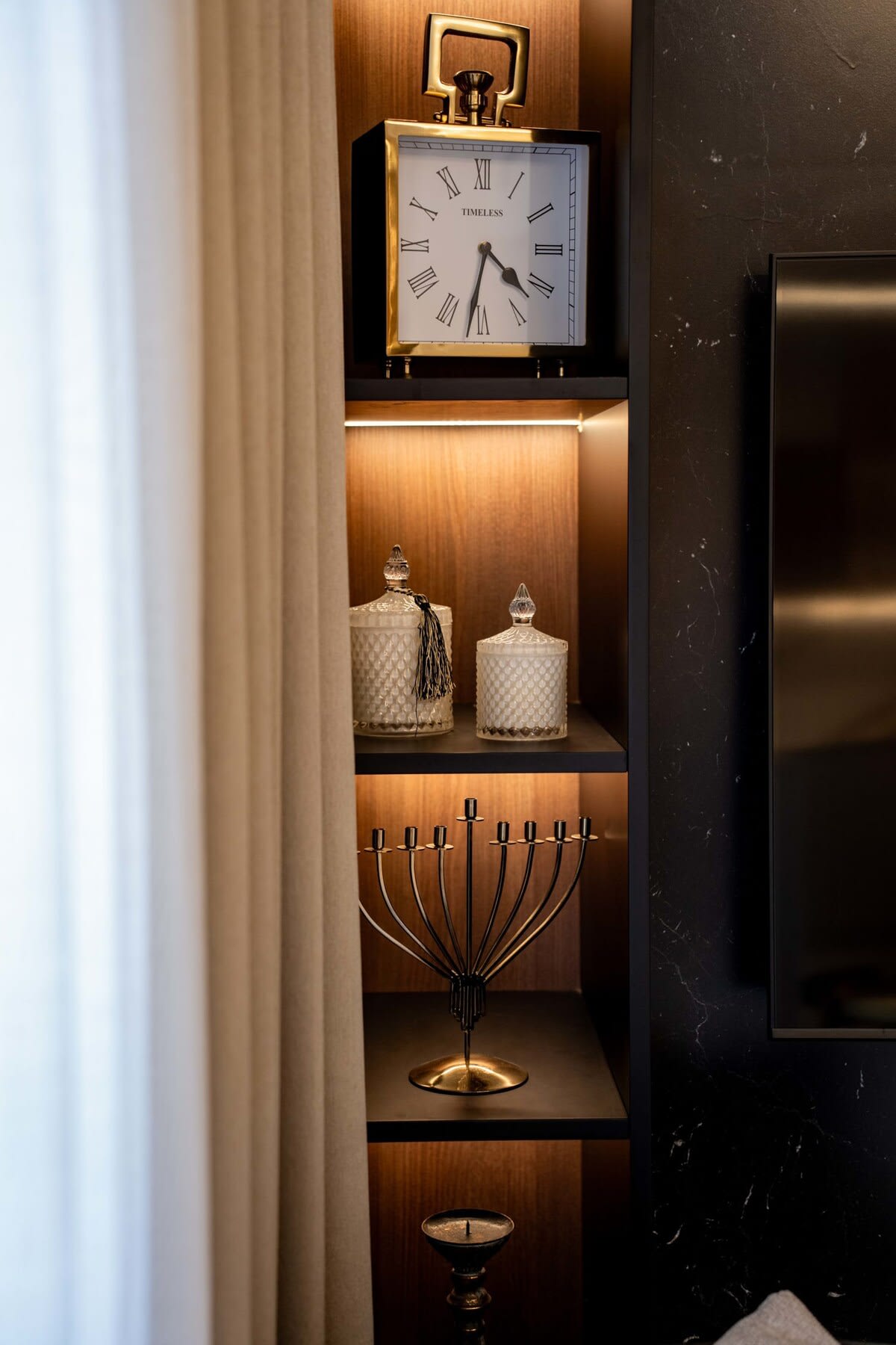 New 3 bedroom steps from Machne Yehuda! photo 62
