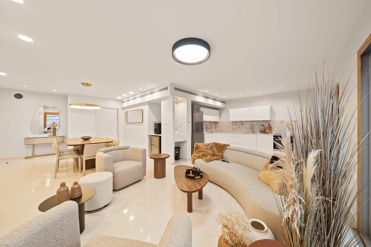King David Residence Luxury 3 Bedroom, Unit 313 – Pool, Gym & Parking, Mamilla Jerusalem photo 8