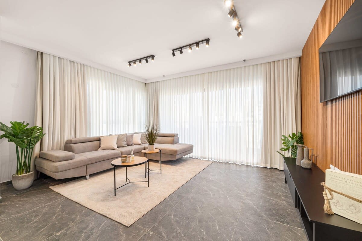 Enchanted 2Bdr Retreat with Breathtaking Views of the City photo 10