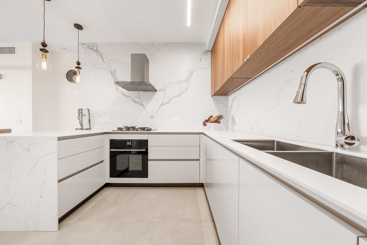 Dreamy 3 Bedroom In Best Location/Parking photo 6