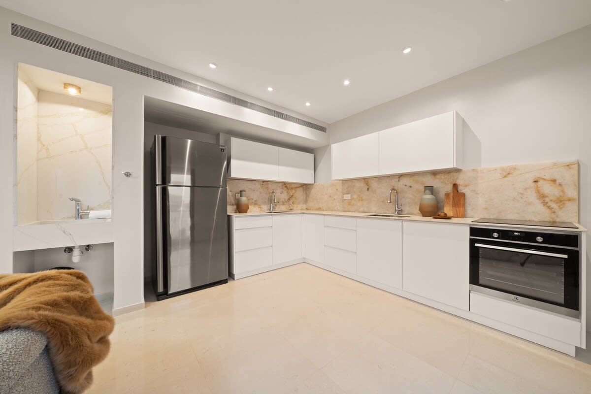 King David Residence Luxury 3 Bedroom, Unit 413 – Pool, Gym & Parking, Mamilla Jerusalem photo 65