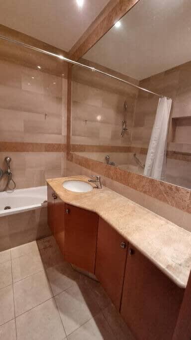 Awesome studio in Mamilla photo 25