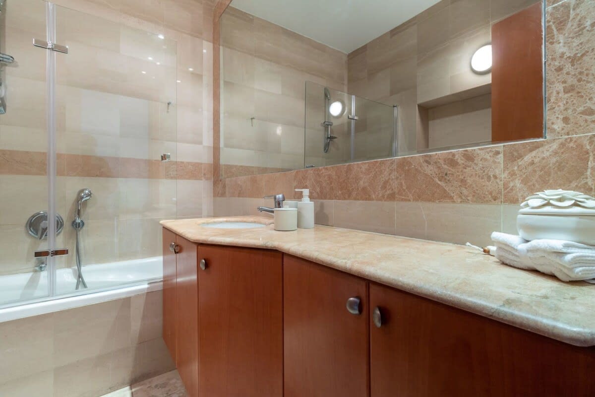 Awesome studio in Mamilla photo 19