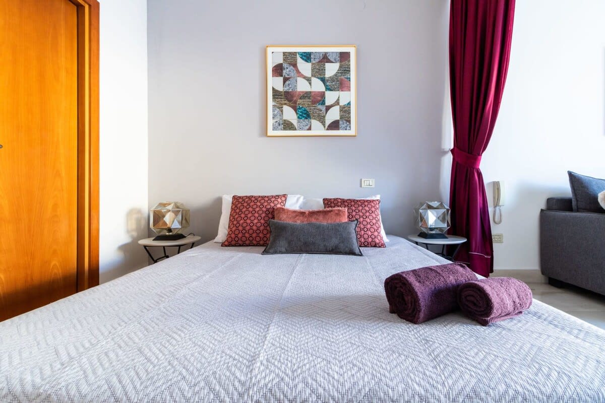 Awesome studio in Mamilla photo 11