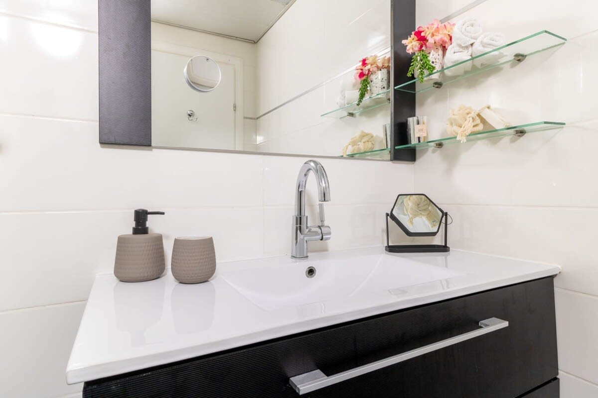Studio between King David Hotel and Waldorf - Parking Included photo 18