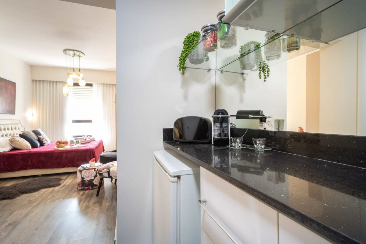 Studio between King David Hotel and Waldorf - Parking Included photo 22