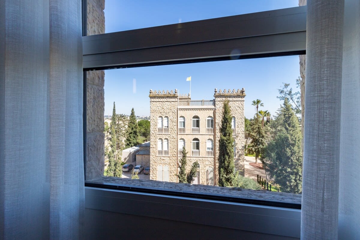 King David/2BR/Parking/Steps to Old City photo 17