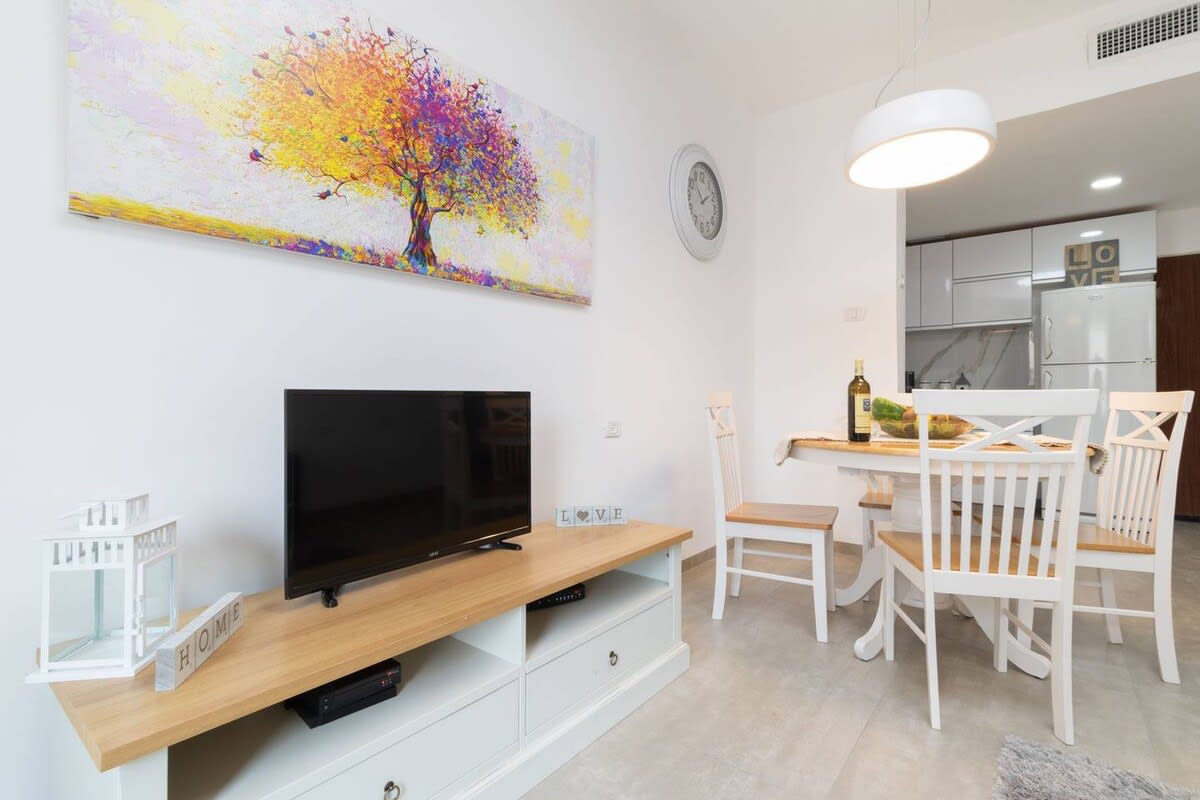 King David Suite/Parking in city center photo 8