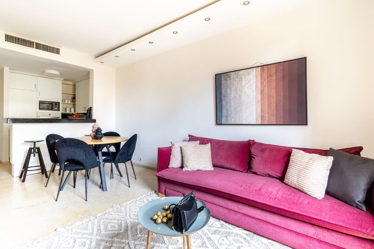 Tranquil King David Apartment with Free Parking – vacation rental in King David/Mamilla