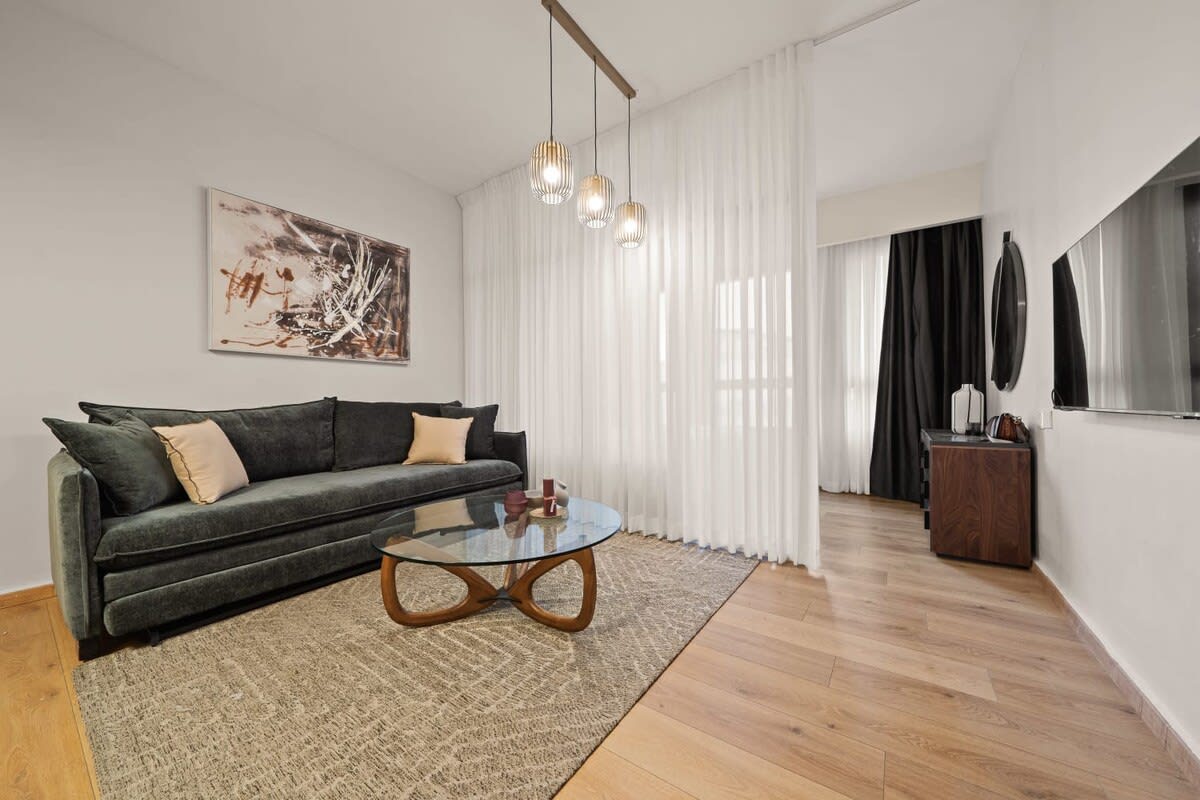 Luxurious 3 Bedroom on King David Street, Unit KD7 – Parking, Steps from the Old City photo 9