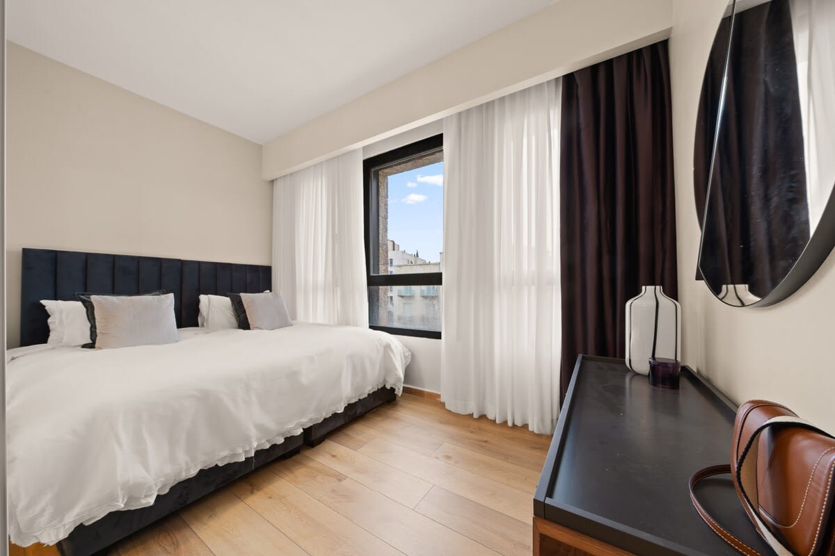 Luxurious 3 Bedroom on King David Street, Unit KD7 – Parking, Steps from the Old City photo 11