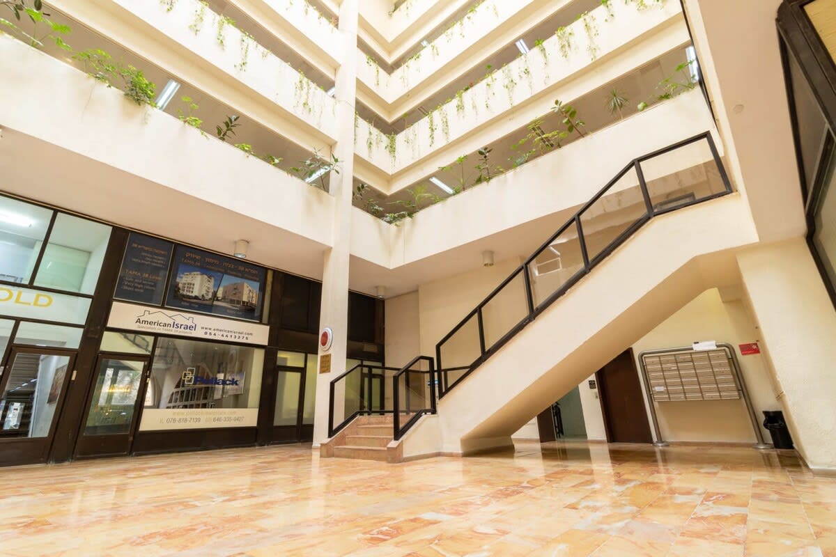 Luxurious 3 Bedroom on King David Street, Unit KD7 – Parking, Steps from the Old City photo 14