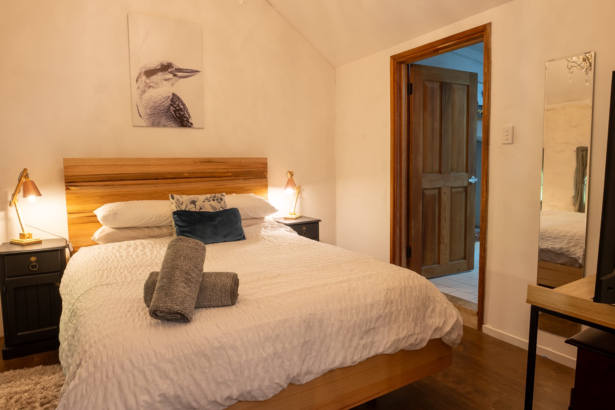 Spa Bath, Entire Home, Off Street Parking