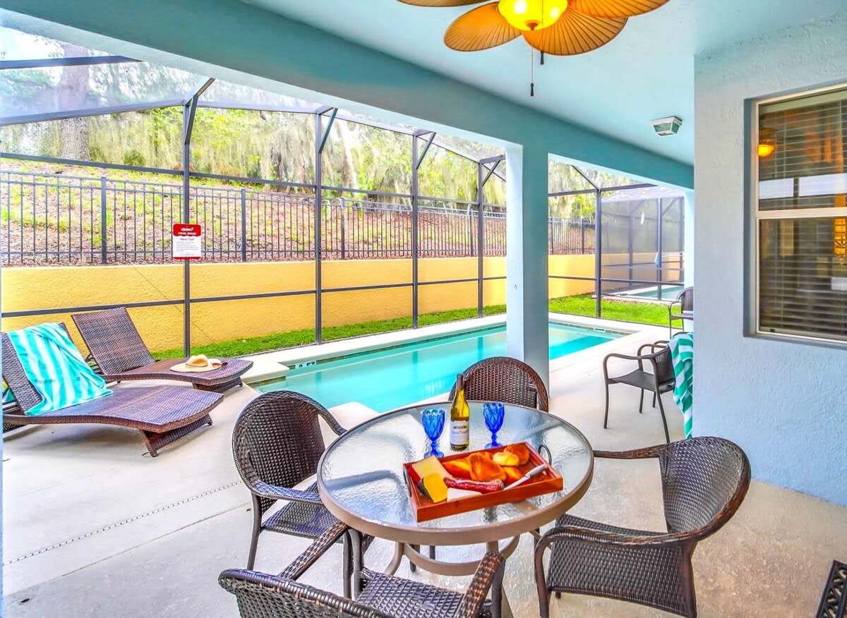 Freshly Updated! Two Master Suites, Big Pool Area — Kissimmee, FL — vacation rental