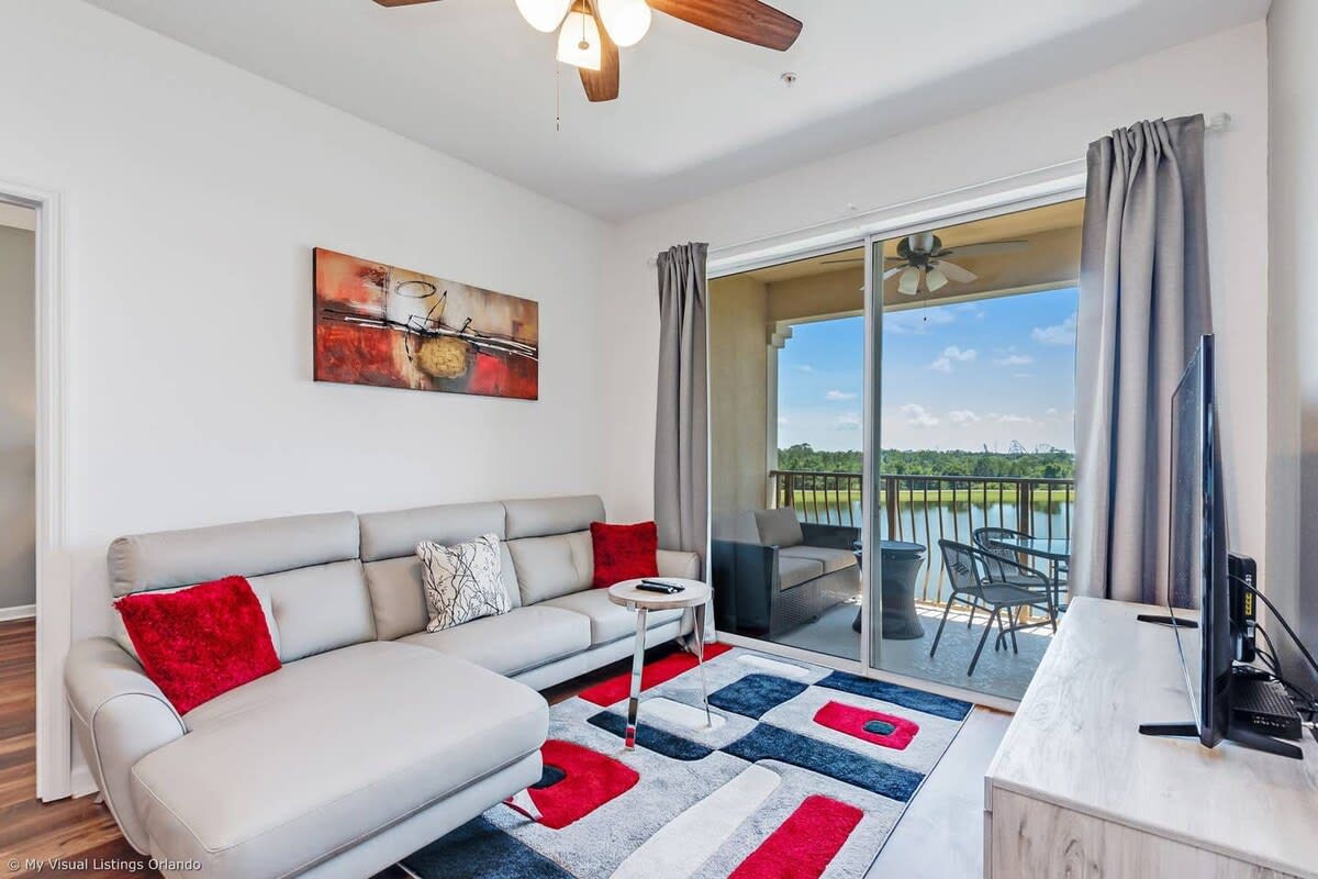 Top-Floor Lakeview Condo at Vista Cay Resort — Orlando, FL — vacation rental