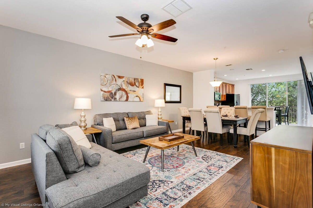 Tasteful Town Home. Near attractions — Orlando, FL — vacation rental