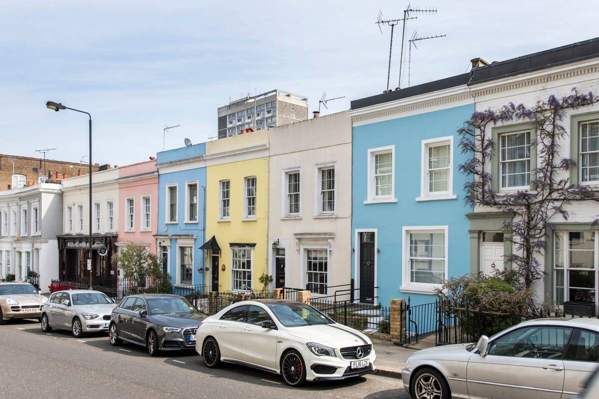 2-Bed Apartment, Notting Hill in 156 Campden Hill Road W8 7AS - Property image 4 - VivreStays