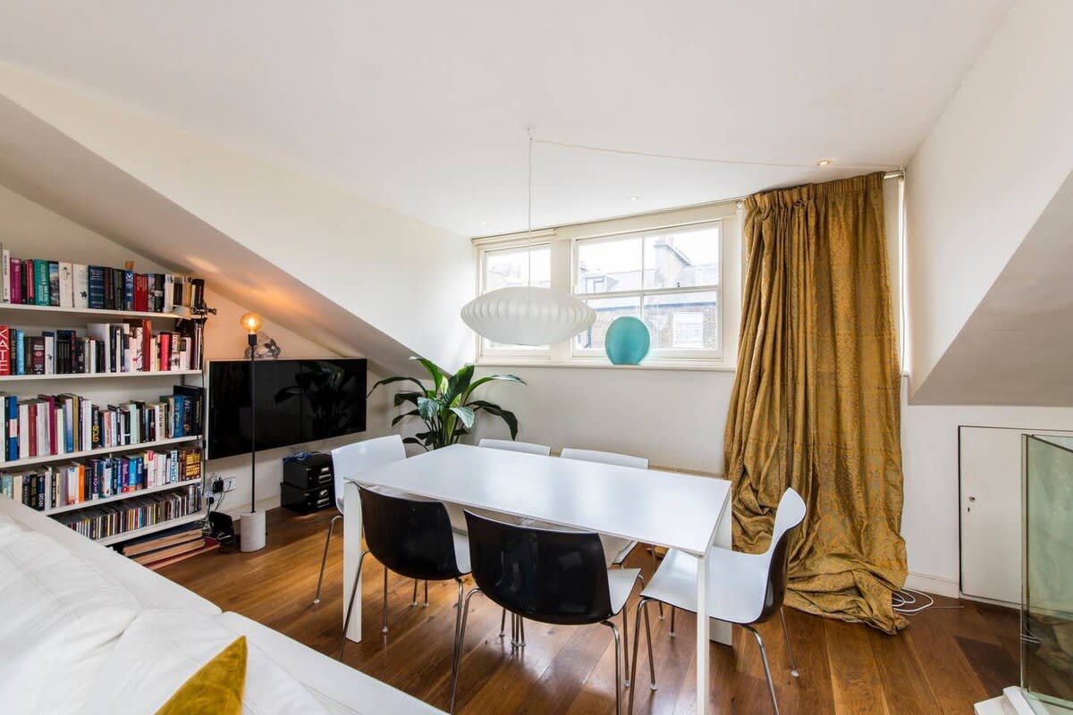 Unique 2bed Apartment, Portobello Rd in Portobello Road 164 W11 2EB - Property image 4 - VivreStays