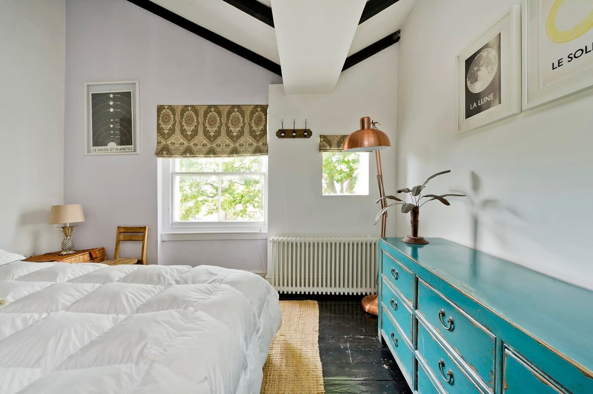 1 Bed Bohemian Loft Style Apt in 285 Ladbroke Grove W10 6HE - Property image 20 - VivreStays